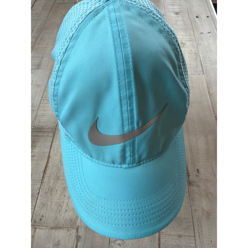 Nike Heritage86 Dri-FIT Running Hat Light Blu Mesh Adjustable Sporty Tennis Golf